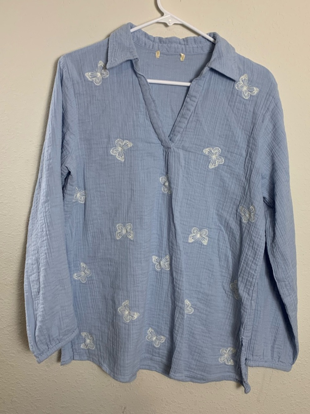 Light Blue Butterfly Embroidered V-Neck Top Medium Breathable Cottagecore Muslin